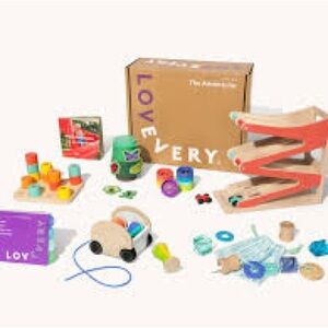 Lovevery Adventurer Play Kit - ages 16-18 months